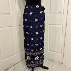 One size fits all wrap skirt